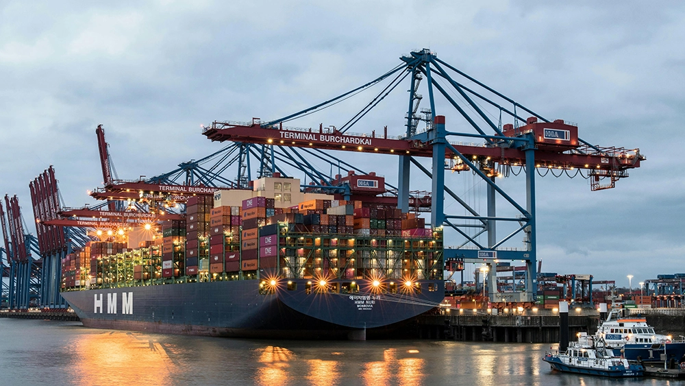Container ship for ocean freight
