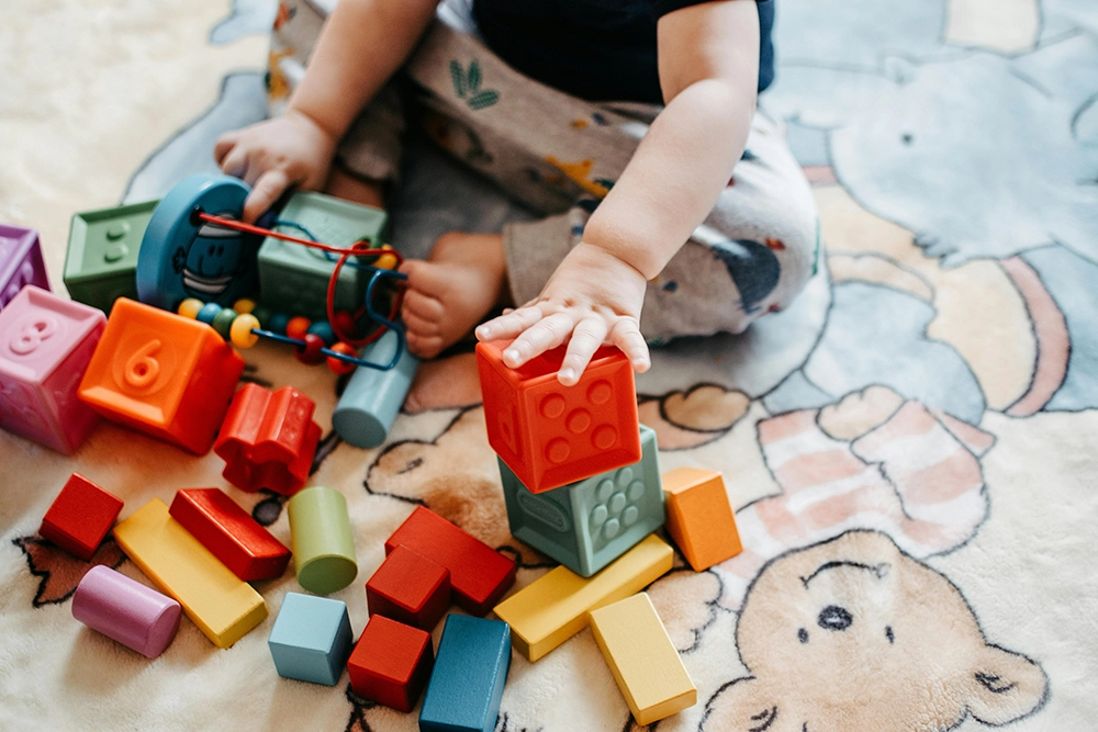 FCL Ocean Freight for 11.3-Ton Toys & Baby Products from Shenzhen to Felixstowe
